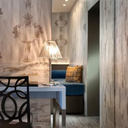 Hotel Roma 4*